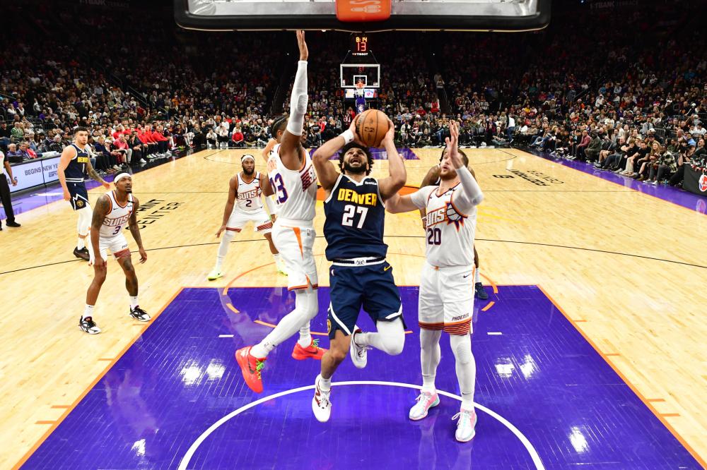 育舞台上的 育舞台上的