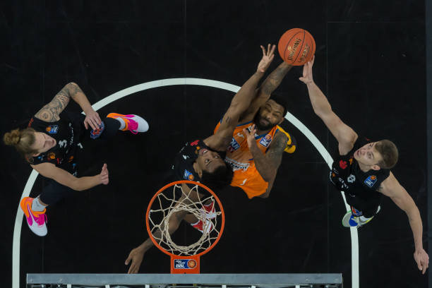 过半场紧逼 过半场紧逼