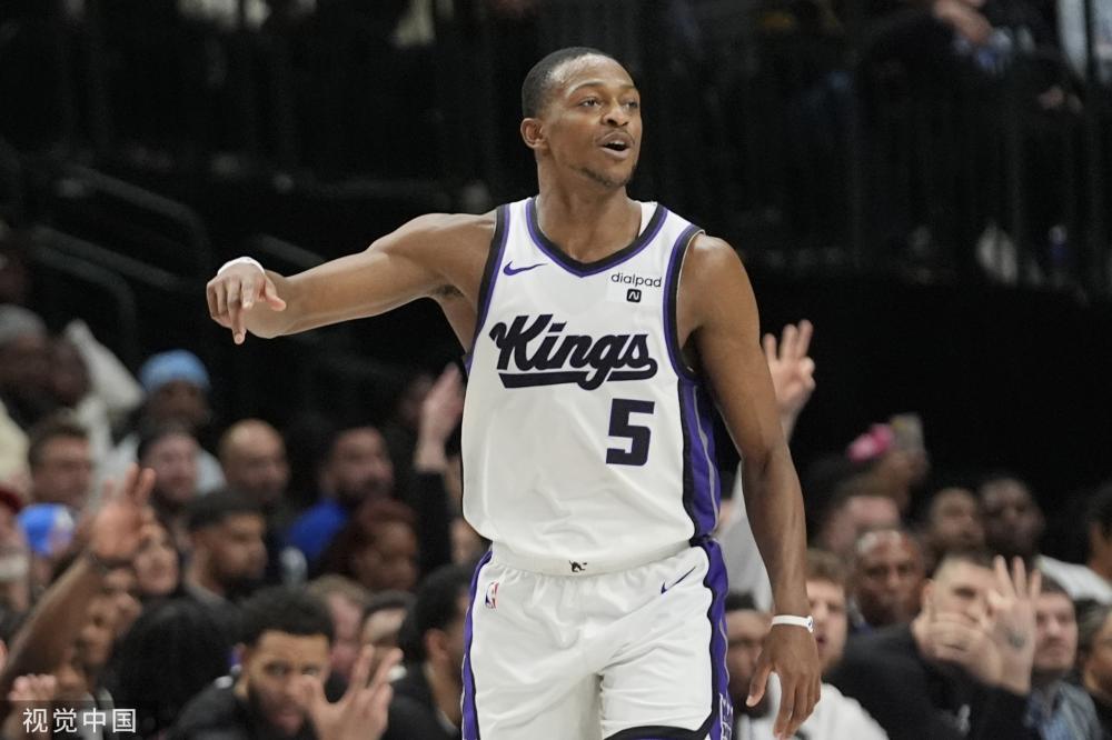 背景颇具戏 背景颇具戏